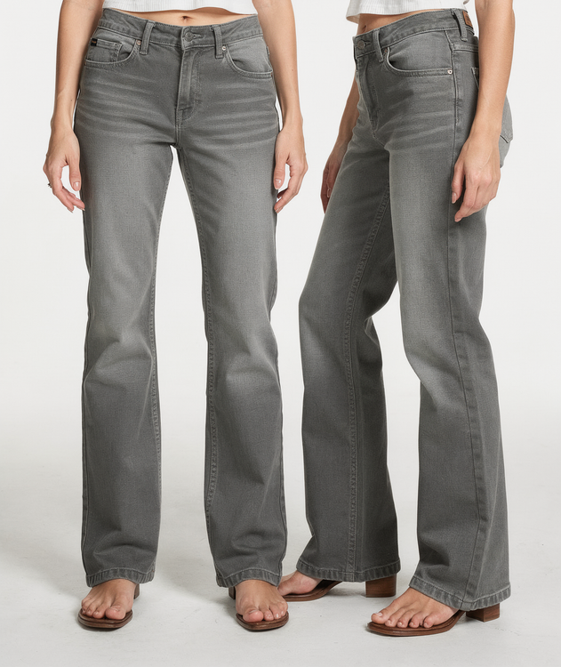 عکس شلوار جین مدل بوتکات برند Wrangler اورجینال